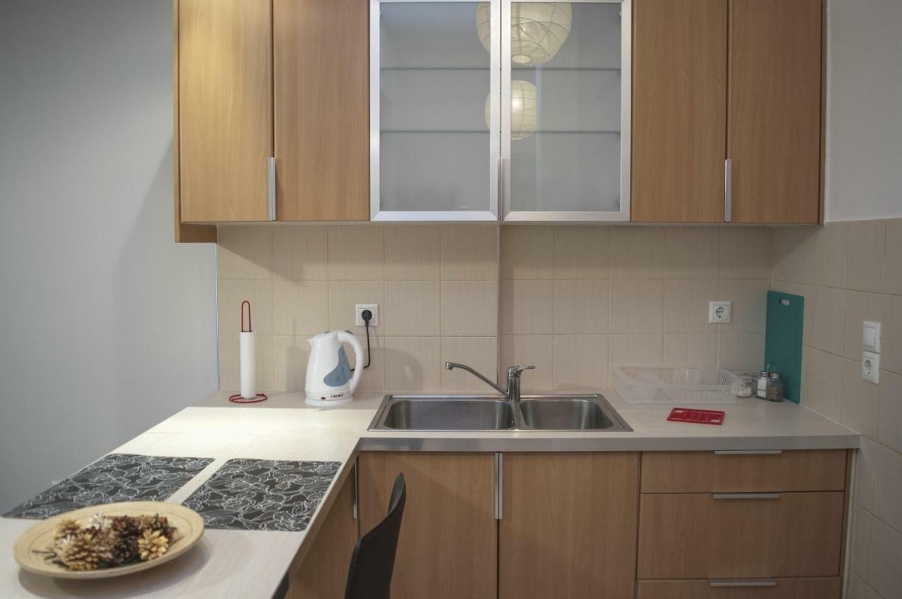 Modern Apartment, Excellent And Vibrant Location!! Athens Luaran gambar